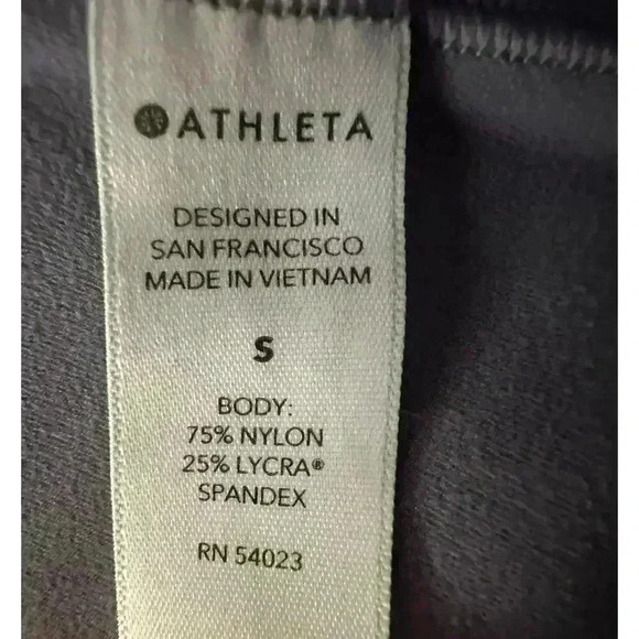 Athleta Violet Purple Salutation Stash Pocket II 7/8 Tight Leggings Small - Picture 9 of 10